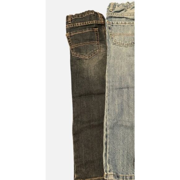 NWT The Children's Place 2 Pair of Size 3T Jeans Adjustable Waistband - Picture 1 of 3